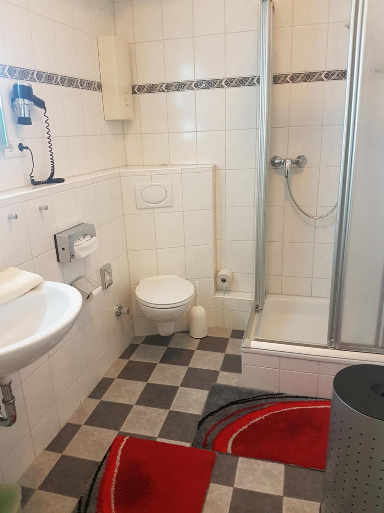 Gaestehaus Krefeld Uerdingen Екстериор снимка