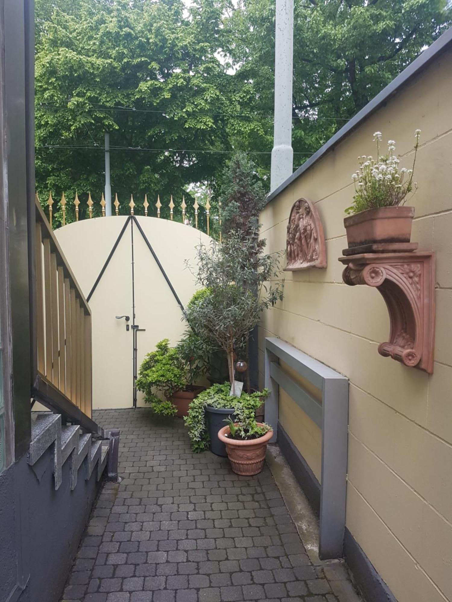 Gaestehaus Krefeld Uerdingen Екстериор снимка